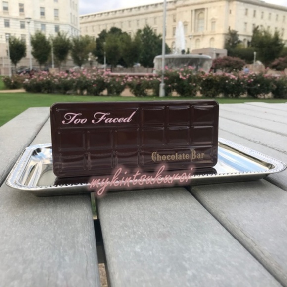✨PICK 2/$75✨ 🛍 Too Faced Chocolate Bar Shadow Palette - Picture 4 of 5
